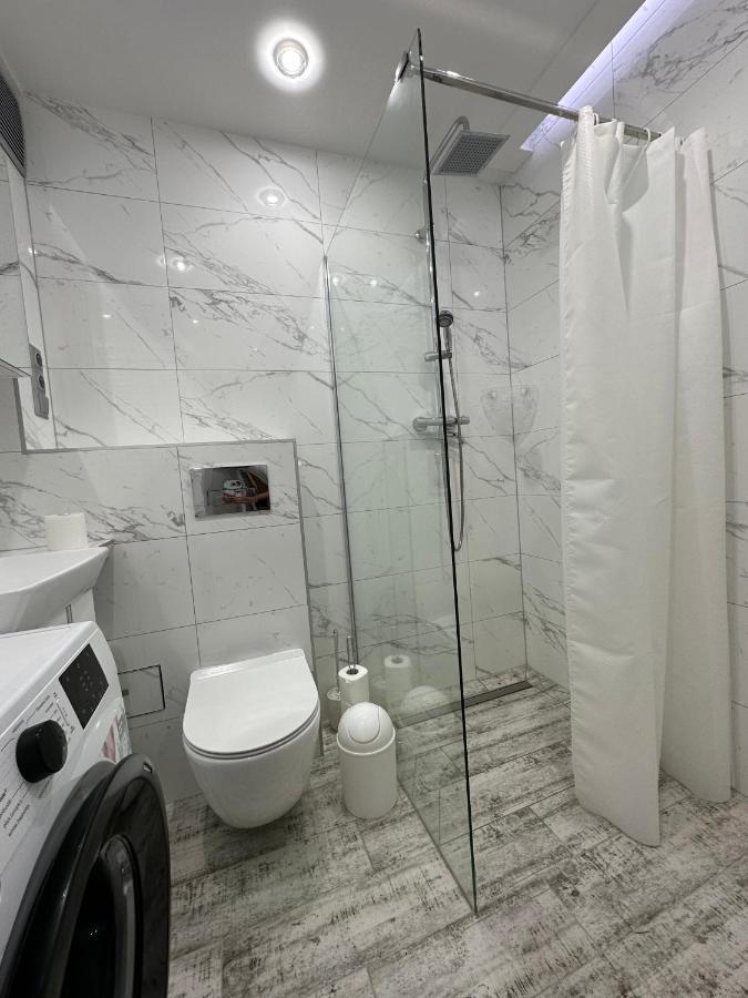 Tradycyjne Mieszkanie Przy Parku Norweskim Jelenia Góra Exteriör bild